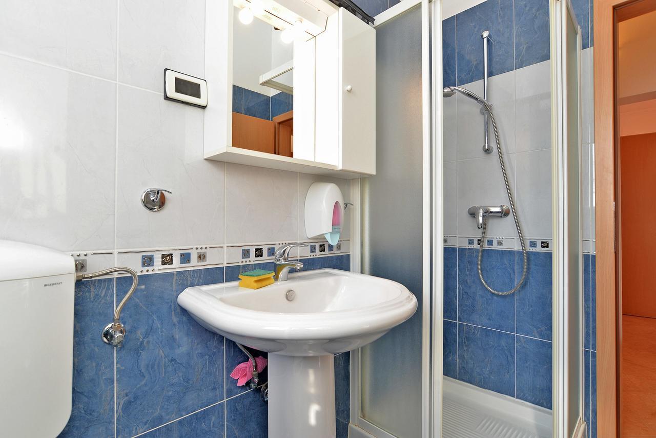 Apartment Ljiljana 1553 Novigrad  Exterior photo