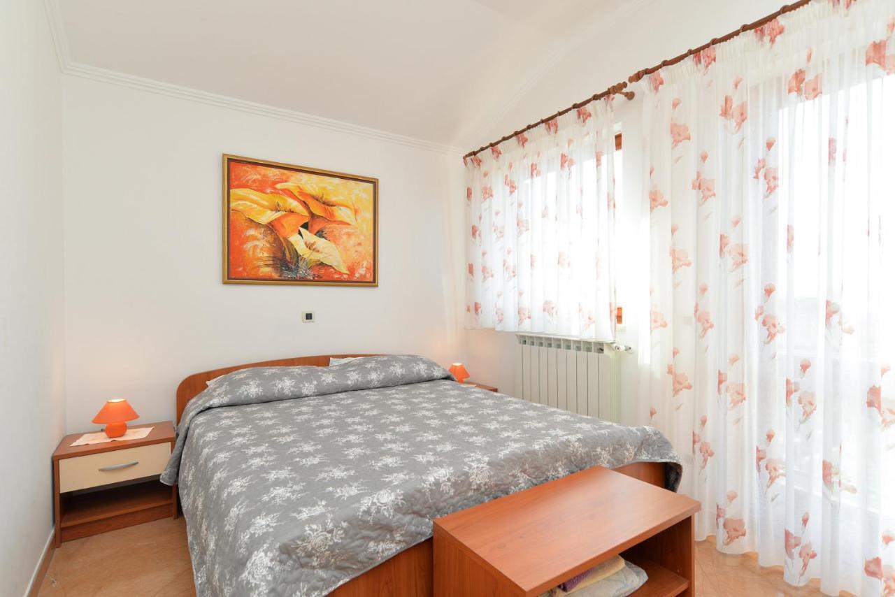 Apartment Ljiljana 1553 Novigrad  Exterior photo